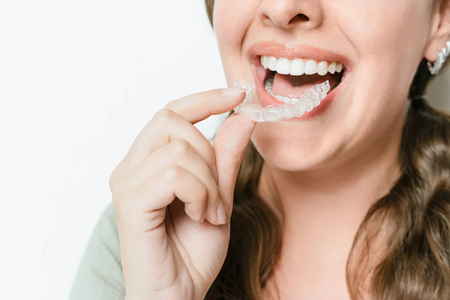 Clear Aligners in Niles
